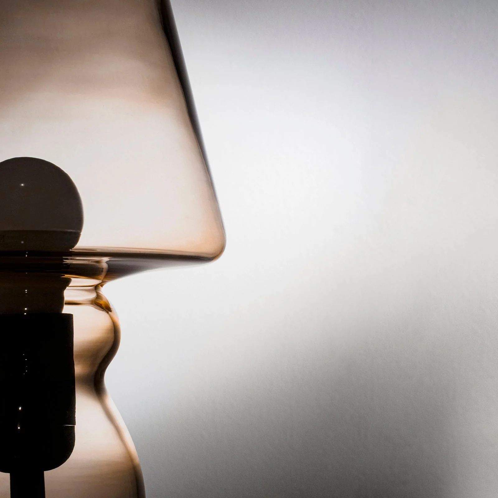 Lampada da tavolo NIVIS - Image 3